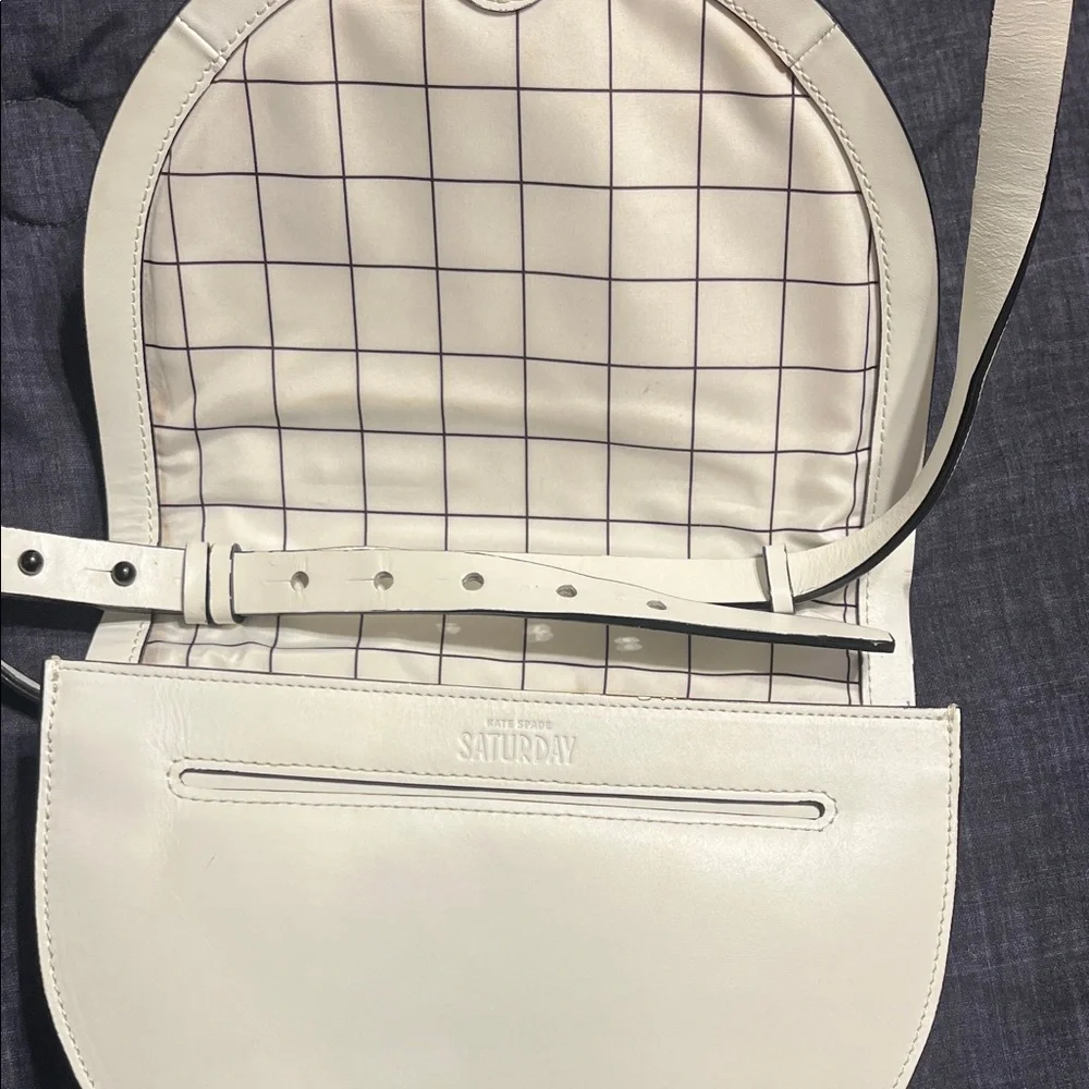 Kate Spade Cream Crossbody Bag with Grid Interior - Picture 3 of 8